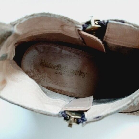 RUSSELL & BROMLEY Suede Ankle Boots Low Heel Side Zippers Beige Sz 7.5 - Picture 10 of 11